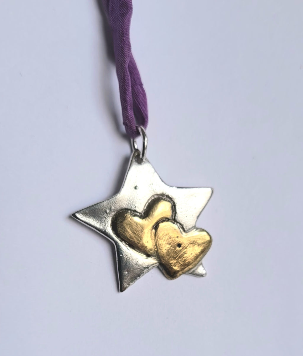 Feinsilber-Kettenanhänger Stern | 2 Herzen vergoldet | Unikat