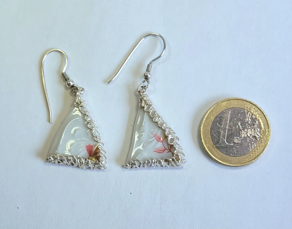 Porzellan-Ohrhänger weiß | Blumenmuster | Silberfassung Einzelstück