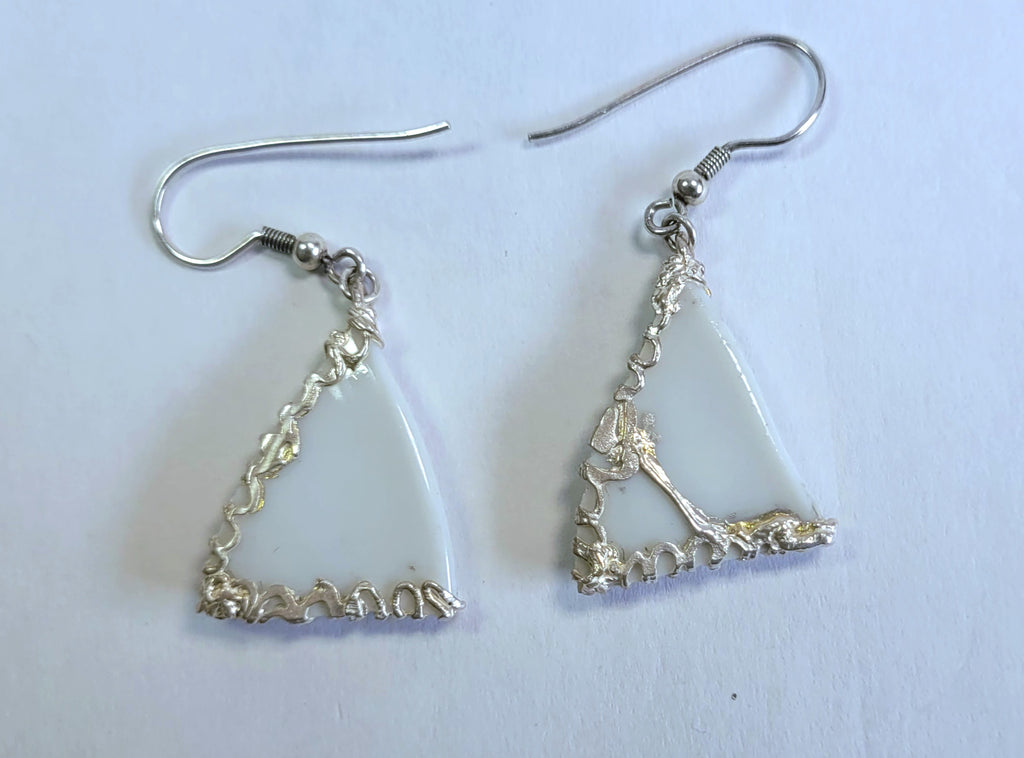 Porzellan-Ohrhänger weiß | Blumenmuster | Silberfassung Einzelstück